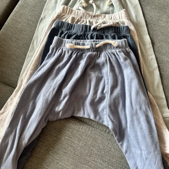 Honest company  Baby 4-pack sweatpants 18 months - Picture 2 of 7